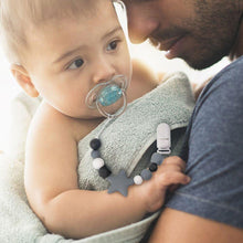 Cargar imagen en el visor de la galería, Porta Chupon - Nana Banana 3000