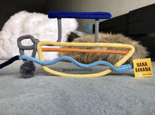 Cargar imagen en el visor de la galería, Bote - Nana Banana 3000