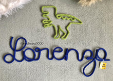 Cargar imagen en el visor de la galería, Dinosaurio - Nana Banana 3000