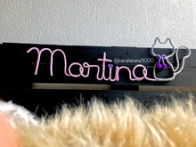 Cargar imagen en el visor de la galería, Gato - Nana Banana 3000