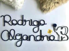 Cargar imagen en el visor de la galería, Elefante - Nana Banana 3000