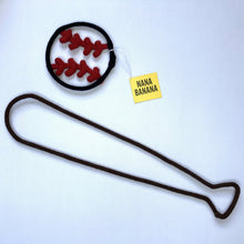 Cargar imagen en el visor de la galería, Pelota y Bate ( Béisbol) - Nana Banana 3000