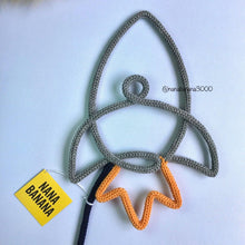 Cargar imagen en el visor de la galería, Cohete - Nana Banana 3000