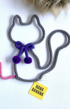 Cargar imagen en el visor de la galería, Gato - Nana Banana 3000